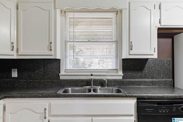 1905 LONGVIEW DRIVE, Hueytown, AL 35023
