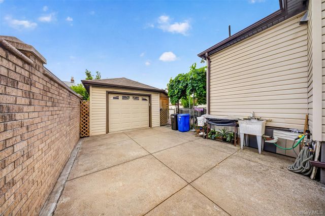 3569 161st Street, Flushing, NY 11358