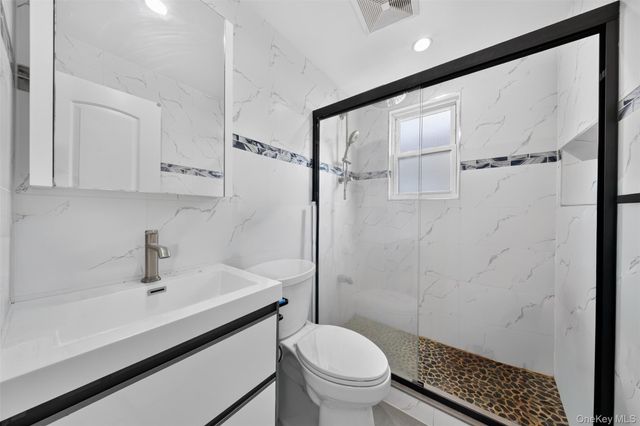 3569 161st Street, Flushing, NY 11358