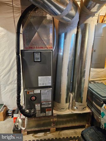 8168 ELM TREE CT, Lincoln, DE 19960