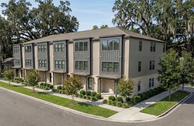 3208 N TAMPA STREET, Tampa, FL 33603