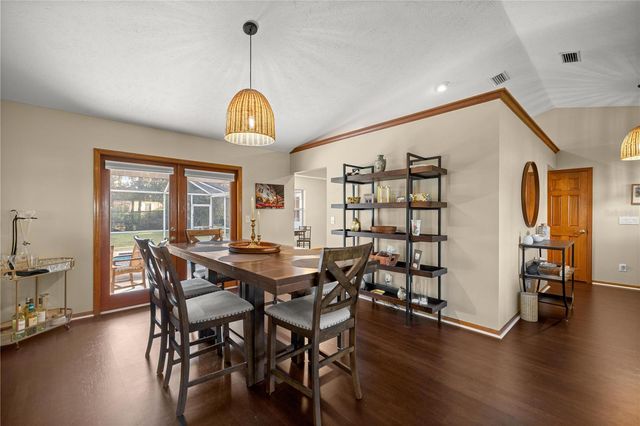 985 NE 50TH AVENUE, Ocala, FL 34470