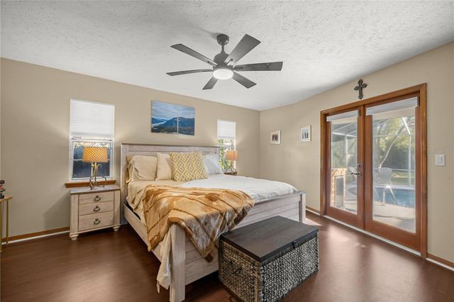 985 NE 50TH AVENUE, Ocala, FL 34470