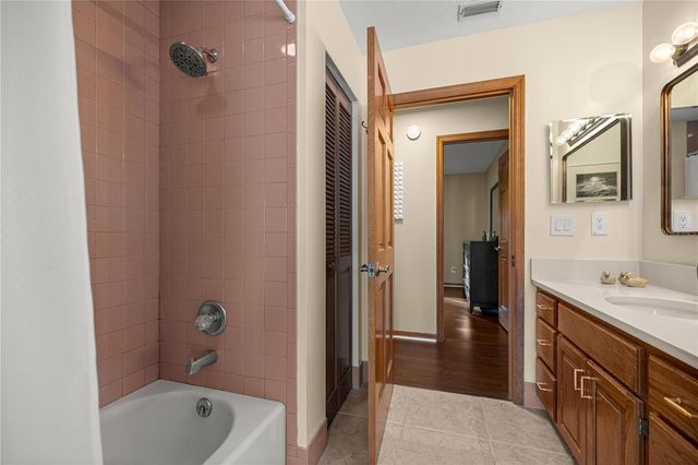 985 NE 50TH AVENUE, Ocala, FL 34470