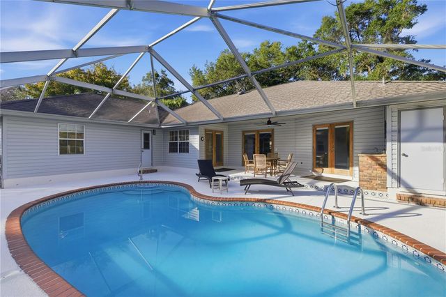 985 NE 50TH AVENUE, Ocala, FL 34470