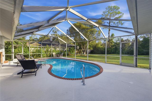 985 NE 50TH AVENUE, Ocala, FL 34470