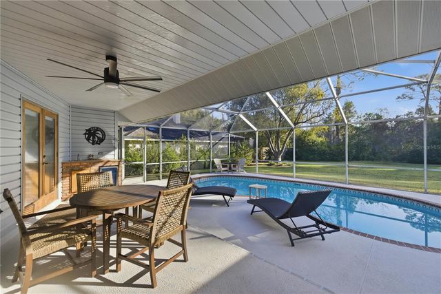 985 NE 50TH AVENUE, Ocala, FL 34470