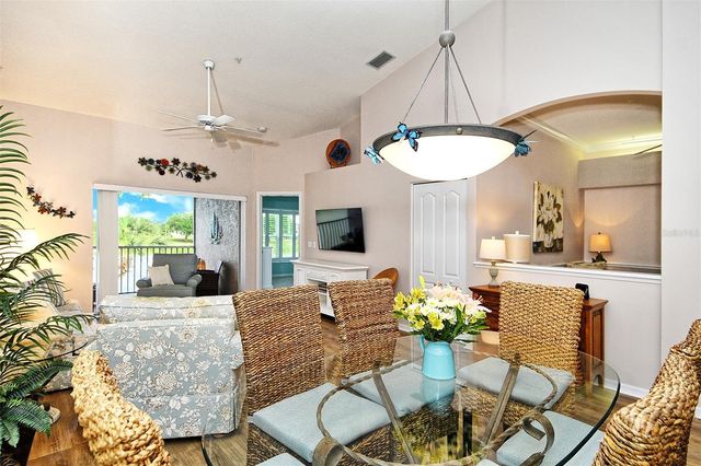 5251 MAHOGANY RUN AVENUE 525, Sarasota, FL 34241