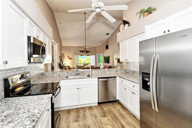 5251 MAHOGANY RUN AVENUE 525, Sarasota, FL 34241