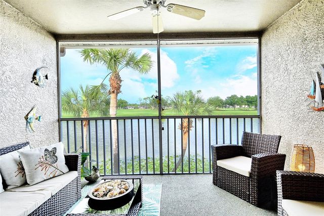 5251 MAHOGANY RUN AVENUE 525, Sarasota, FL 34241