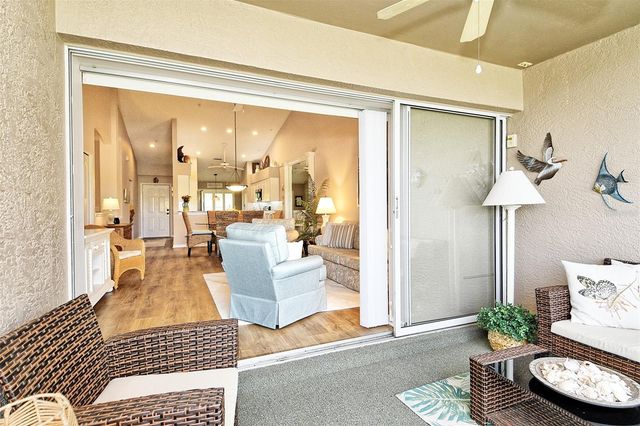 5251 MAHOGANY RUN AVENUE 525, Sarasota, FL 34241