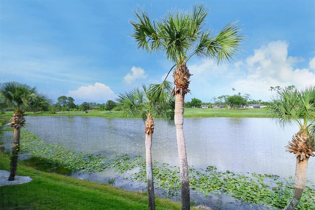 5251 MAHOGANY RUN AVENUE 525, Sarasota, FL 34241