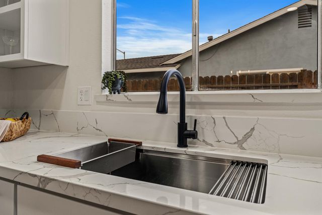 1265 Georgetown Ave, Turlock, CA 95382