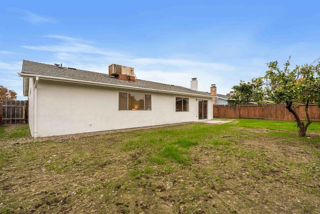 1265 Georgetown Ave, Turlock, CA 95382