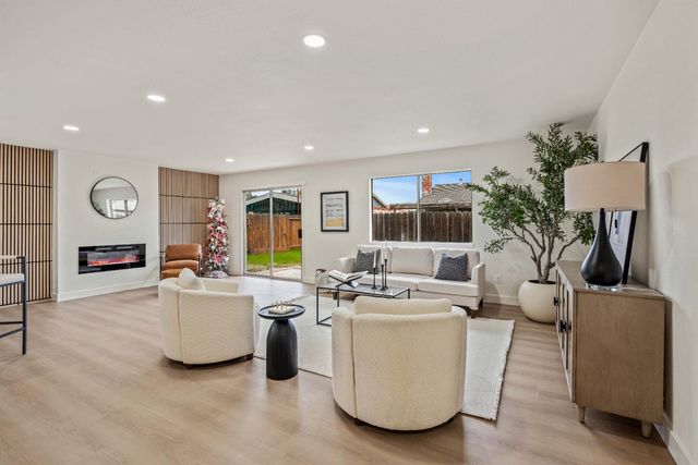 1265 Georgetown Ave, Turlock, CA 95382