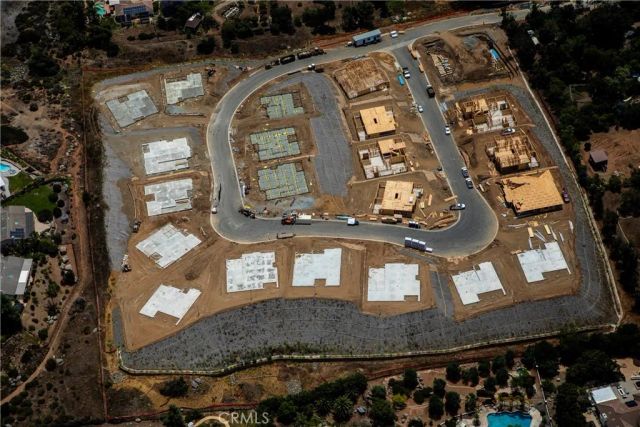 1351 Amanda Glen South, Escondido, CA 92029