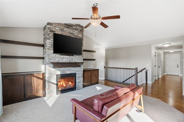 4316 SW Ash Court, Ankeny, IA 50023