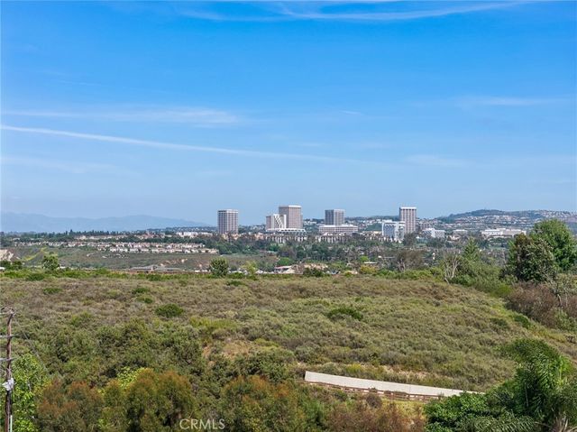 608 Saint James Place, Newport Beach, CA 92663