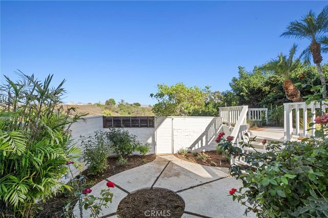 608 Saint James Place, Newport Beach, CA 92663