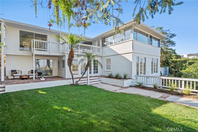 608 Saint James Place, Newport Beach, CA 92663
