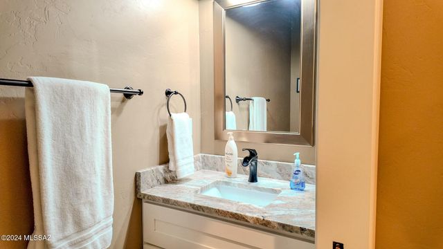 120 Red Mountain Court, Patagonia, AZ 85624