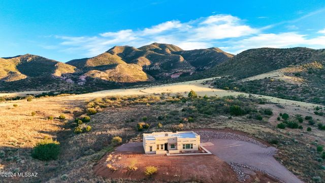 120 Red Mountain Court, Patagonia, AZ 85624