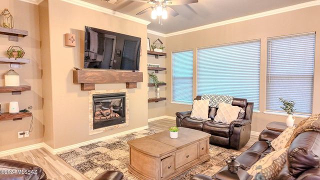 120 Red Mountain Court, Patagonia, AZ 85624