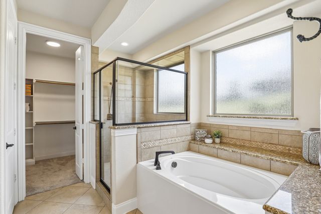 2810 Fossil Creek Drive, Midlothian, TX 76065