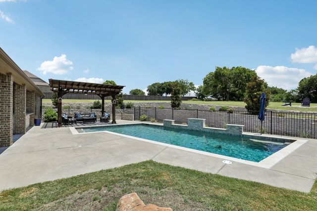 2810 Fossil Creek Drive, Midlothian, TX 76065