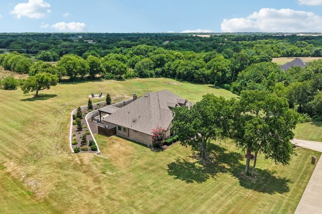 2810 Fossil Creek Drive, Midlothian, TX 76065