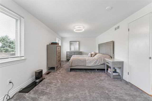 44272 Richmond Court, Canton Charter Township, MI 48187