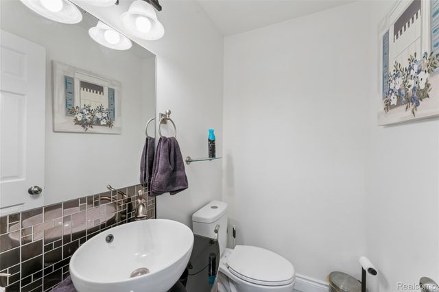 44272 Richmond Court, Canton Charter Township, MI 48187