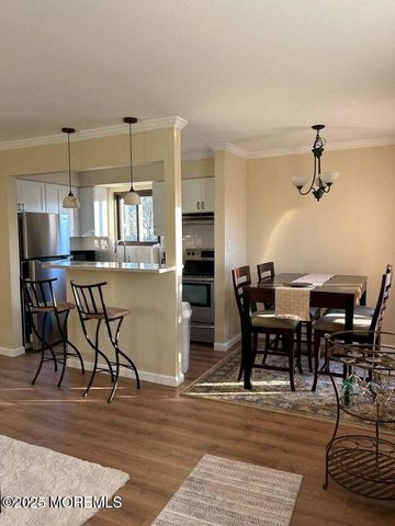 1382 Ocean Avenue 17A, Sea Bright, NJ 07760