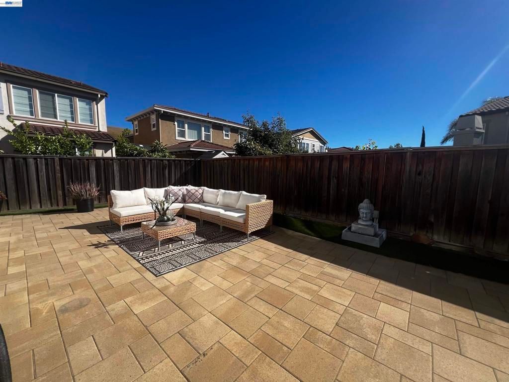 Image 57 of property listing at 5556 Wells Ln, San Ramon, CA 94582