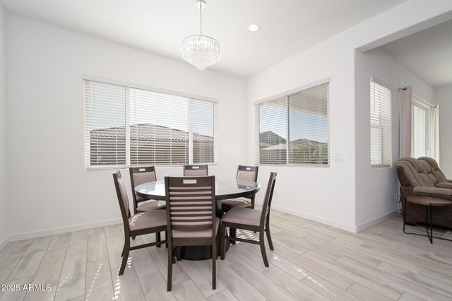 3179 W VIA DONA Road, Phoenix, AZ 85083