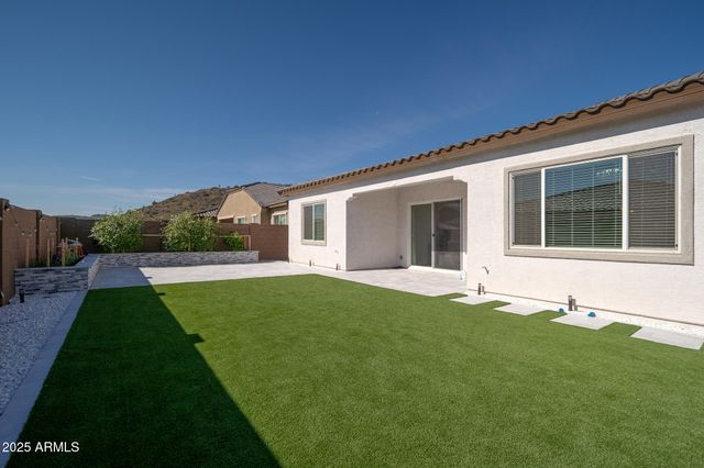 3179 W VIA DONA Road, Phoenix, AZ 85083