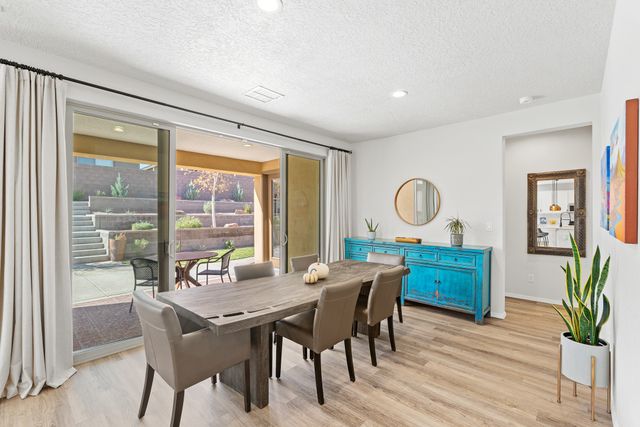 5417 Redtop Street NE, Rio Rancho, NM 87144