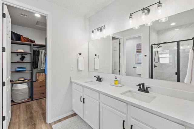 5417 Redtop Street NE, Rio Rancho, NM 87144