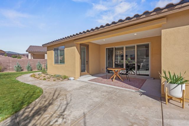 5417 Redtop Street NE, Rio Rancho, NM 87144