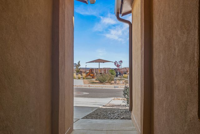 5417 Redtop Street NE, Rio Rancho, NM 87144