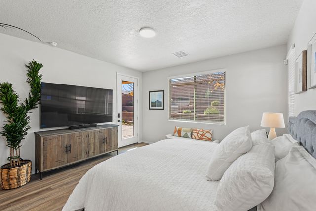 5417 Redtop Street NE, Rio Rancho, NM 87144