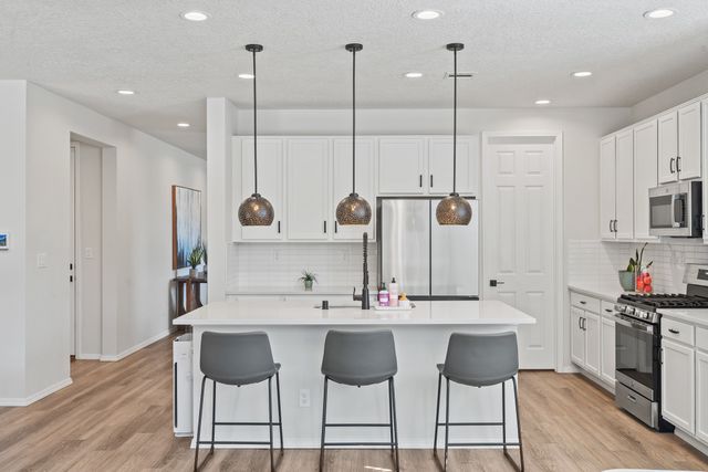 5417 Redtop Street NE, Rio Rancho, NM 87144