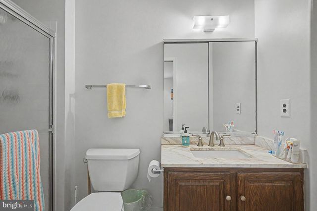130 WOODEN CARRIAGE DR, Hockessin, DE 19707