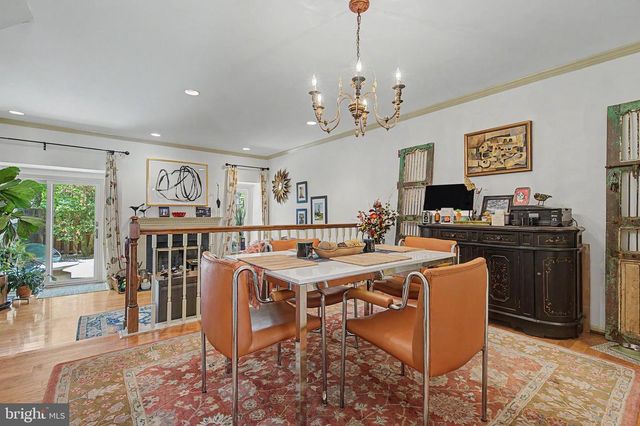130 WOODEN CARRIAGE DR, Hockessin, DE 19707