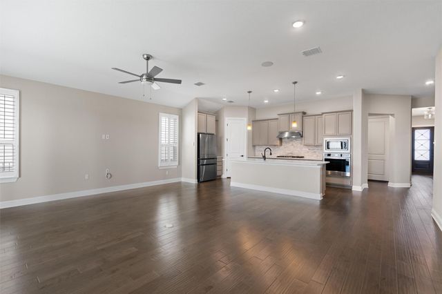 119 Twisting Crest CV, San Marcos, TX 78666