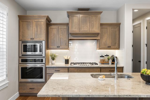 3730 S Millbrook Way, Boise, ID 83716