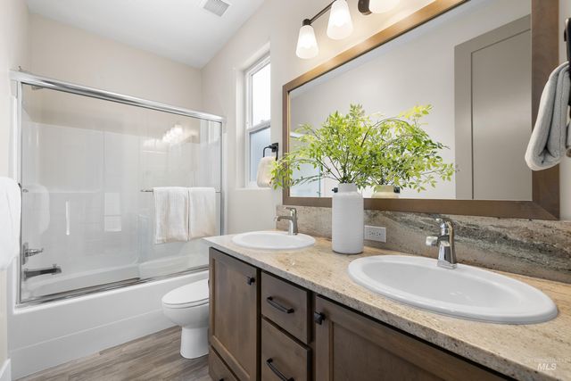 3730 S Millbrook Way, Boise, ID 83716