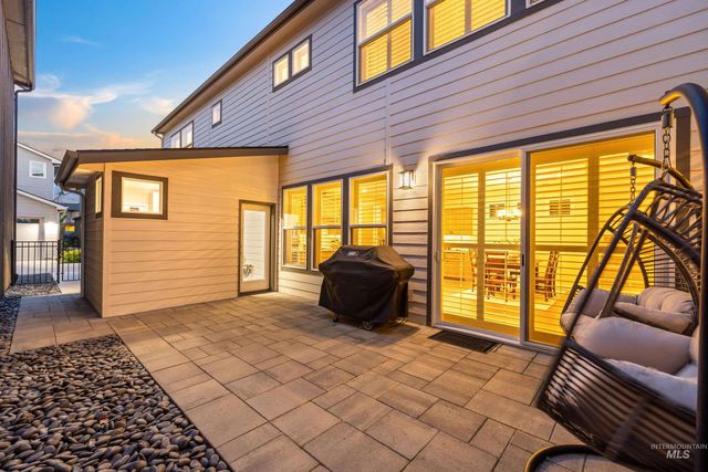 3730 S Millbrook Way, Boise, ID 83716