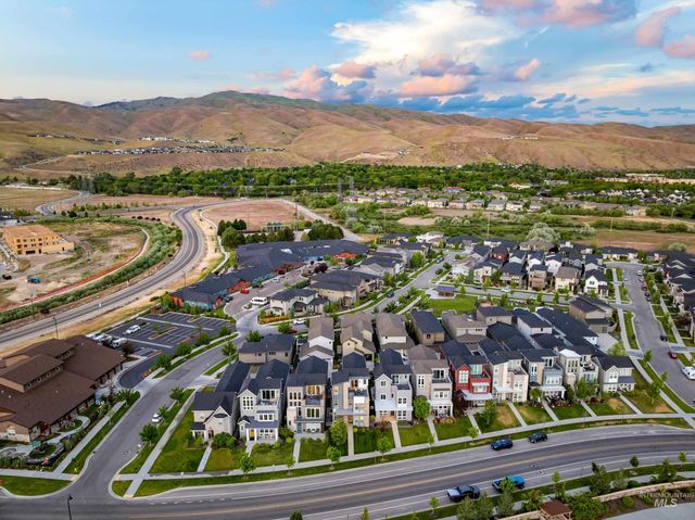 3730 S Millbrook Way, Boise, ID 83716