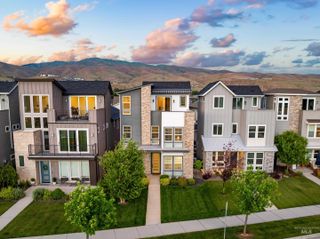 3730 S Millbrook Way, Boise, ID 83716